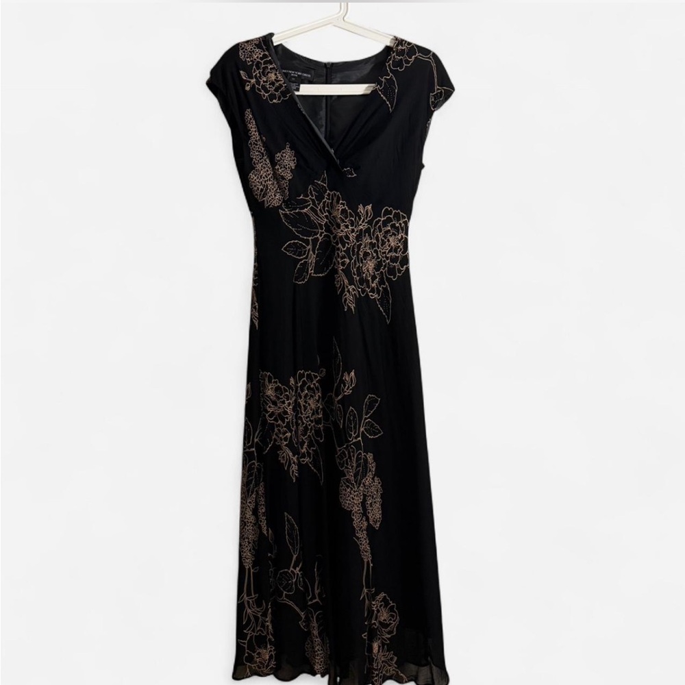 Black Maxi Shortsleeved Floral Dress